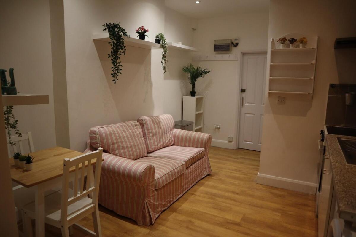 Cozy Flat In Hammersmith Apartment London